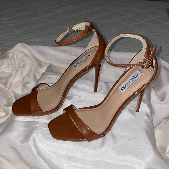 Steve Madden Stilettos | size 9 - Picture 3 of 5